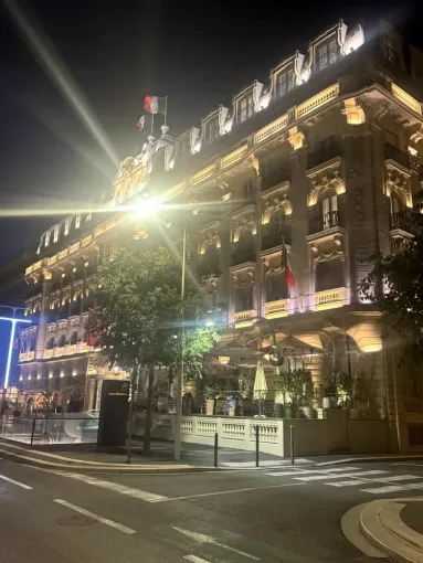 Découvrez nos itinéraires personnalisés de San Remo à Marseille avec DS Azur Driver, Cannes, DS Azur Driver