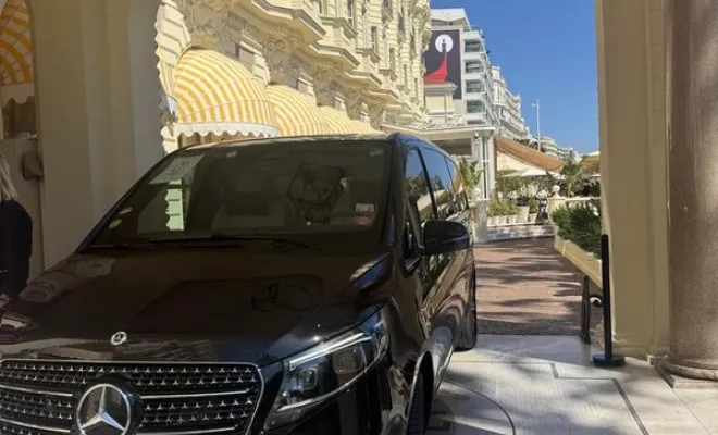 Chauffeur , Cannes, DS Azur Driver