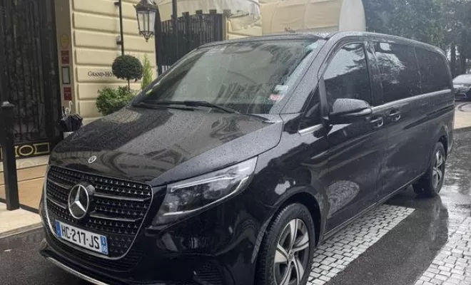 Chauffeur , Cannes, DS Azur Driver