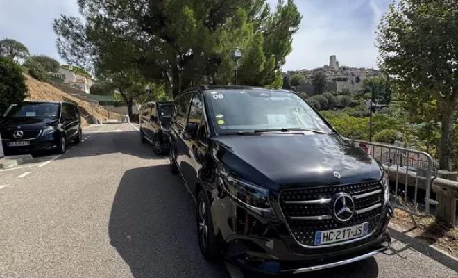 Chauffeur , Cannes, DS Azur Driver
